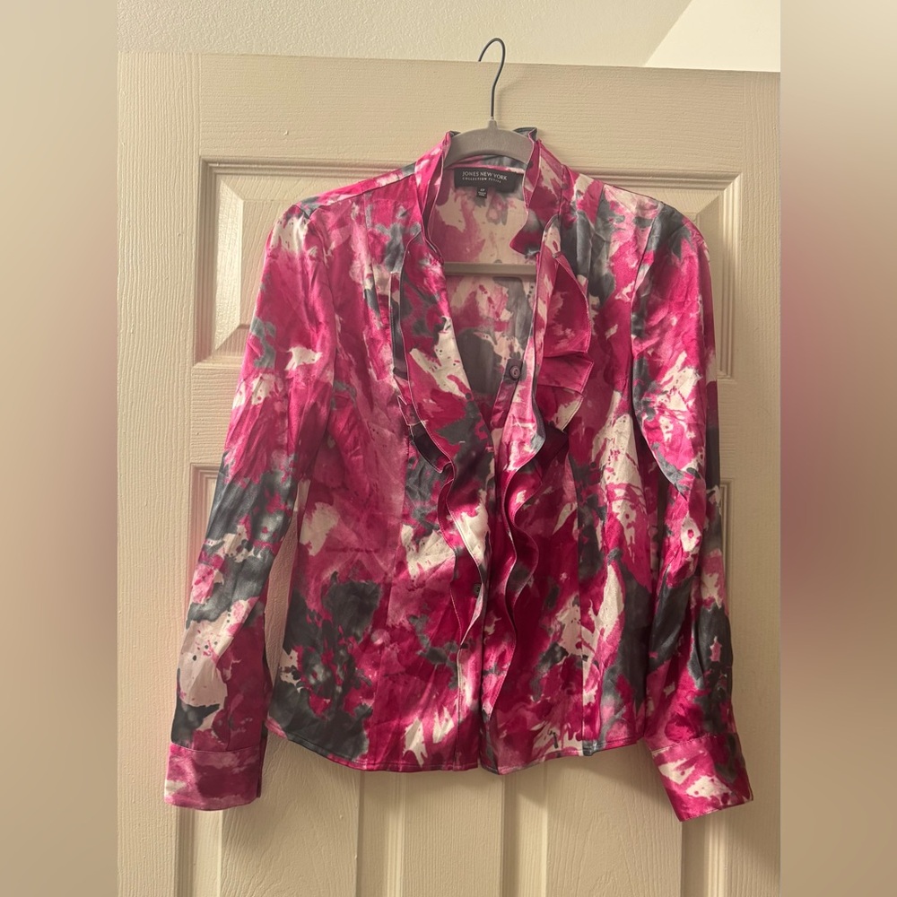 Jones New York Pink and Gray Patterned Blouse - Picture 2 of 8